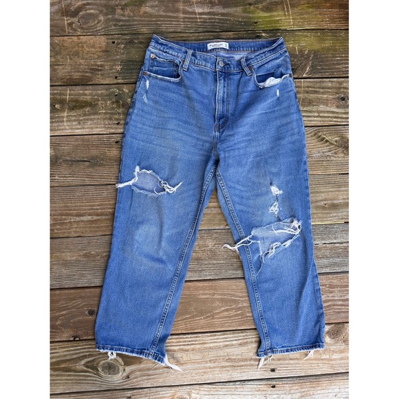 Abercrombie & Fitch Denim - Abercrombie & Fitch Ankle Straight Ultra High Rise Distressed Jeans 31 Short